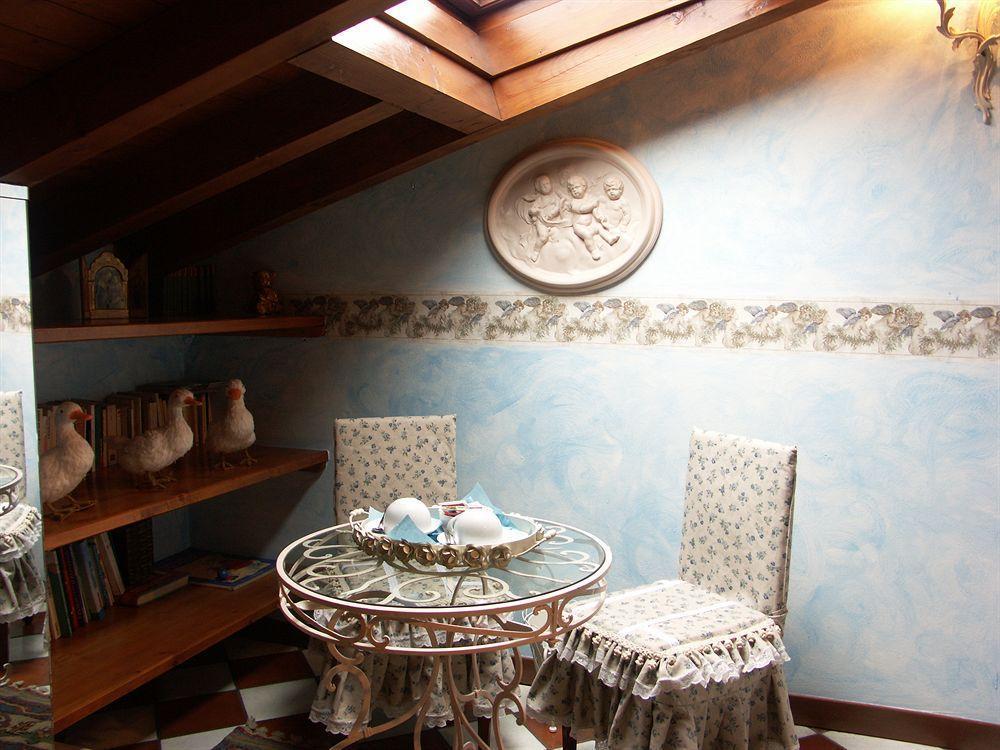B And B Della Mimosa Ντεζεντσάνο ντελ Γκάρντα Εξωτερικό φωτογραφία